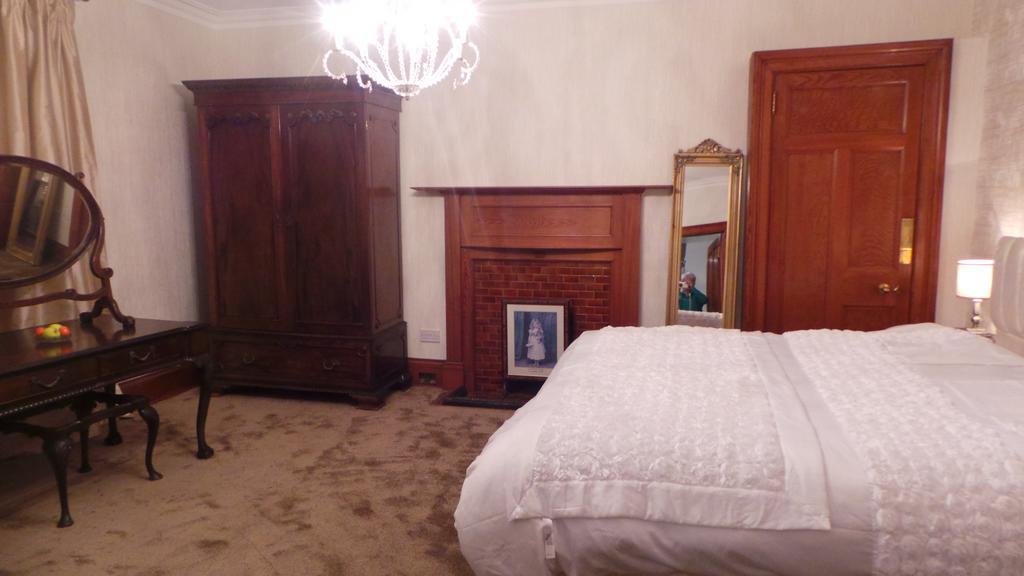 St Michaels Guest House Элгин Экстерьер фото